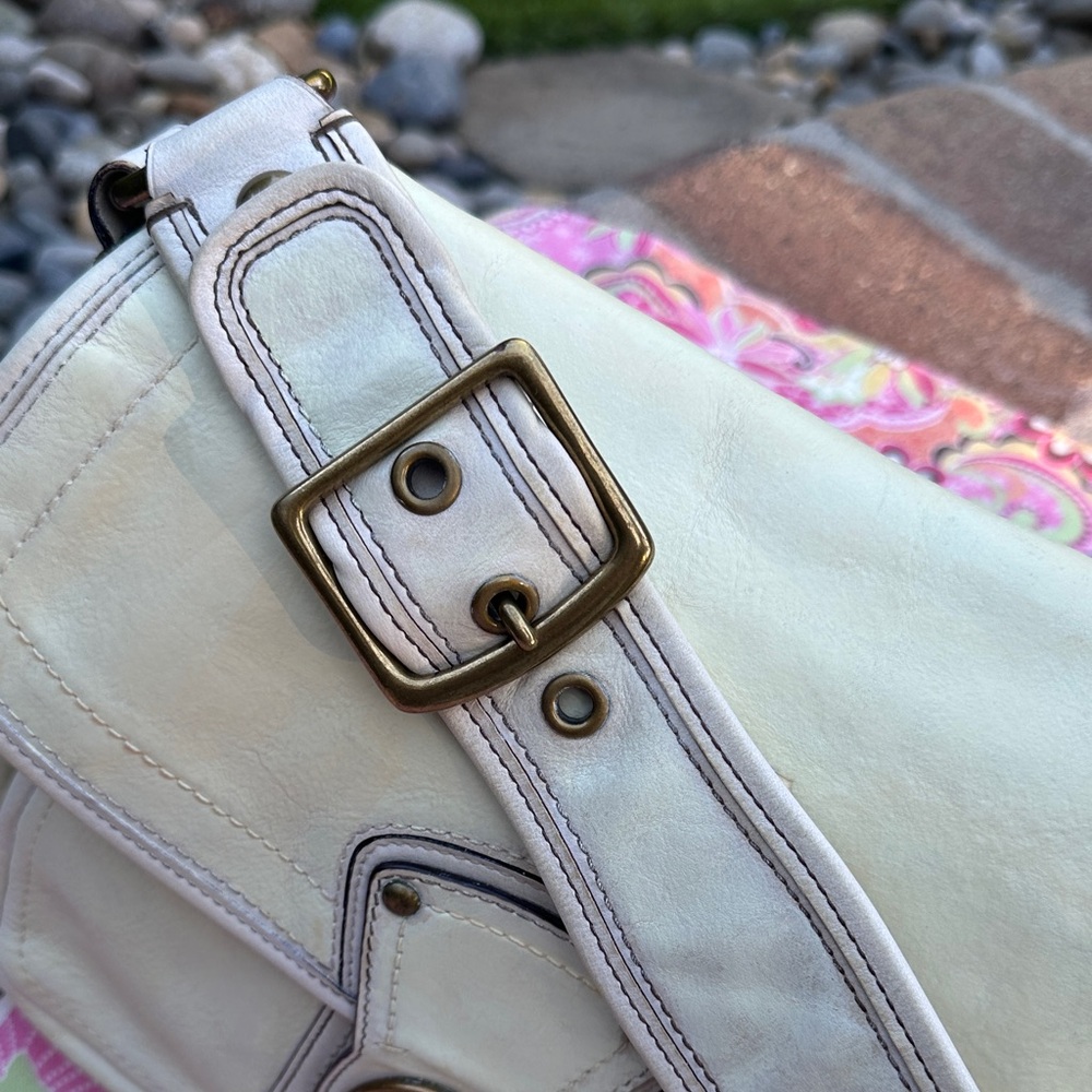 Vintage Coach 65th Anniversary Legacy Line 2006-2008 Ivory Leather Ali Bag - Picture 8 of 15